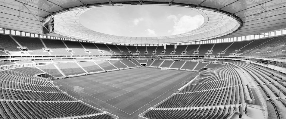 Brasilien, Brasília, Estádio Nacional Brasília (Nationalstadion) - Entwurf Volkwin Marg und Hubert Nienhoff (gmp) mit Knut Göppert (schlaich bergermann und partner) - Fotograf: Marcus Bredt