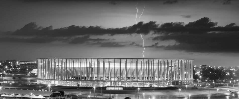 Brasilien, Brasília, Estádio Nacional Brasília (Nationalstadion) - Entwurf Volkwin Marg und Hubert Nienhoff (gmp) mit Knut Göppert (schlaich bergermann und partner) - Fotograf: Marcus Bredt